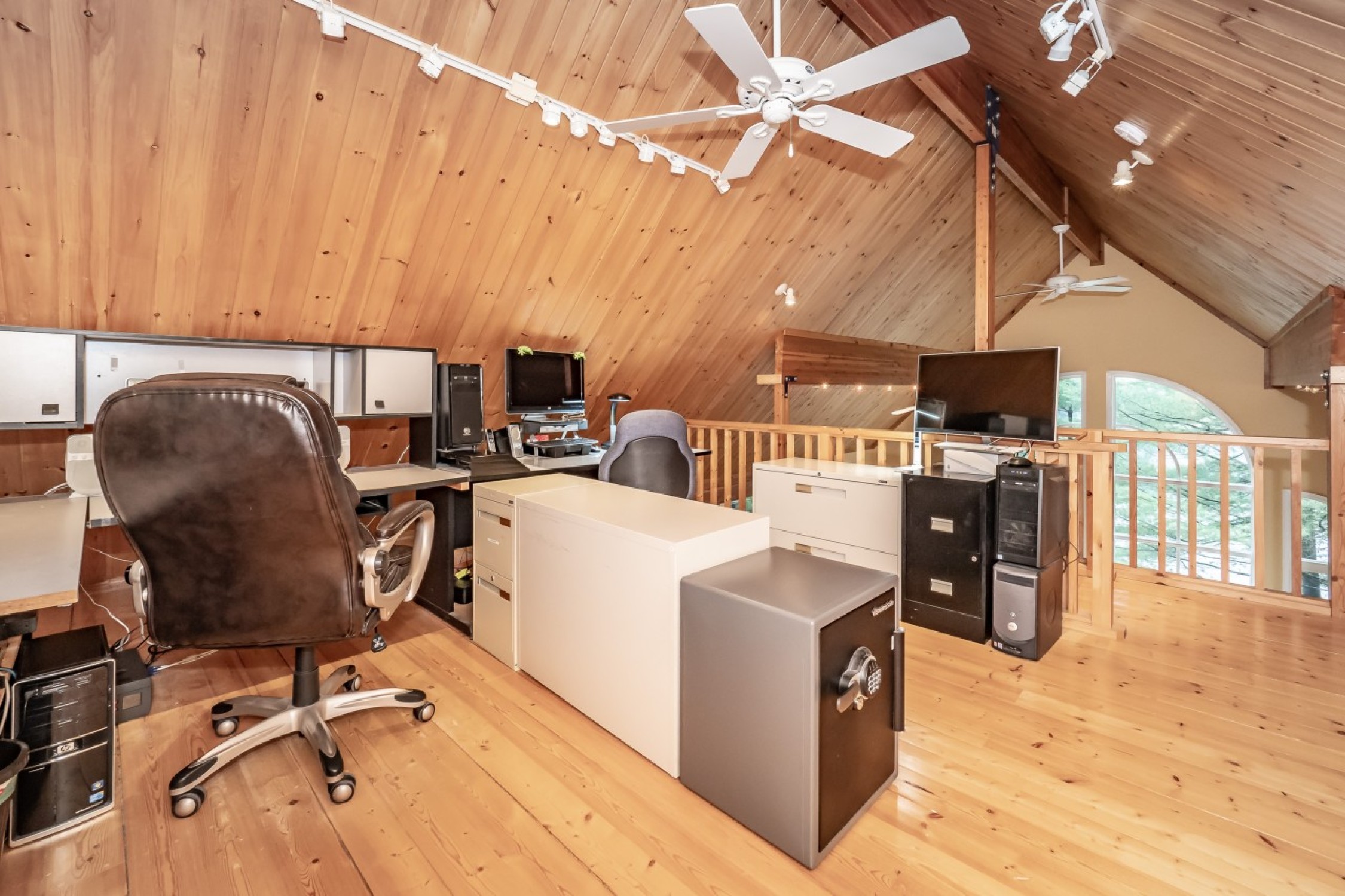 41 Estate Dr., Marion Lake Heenan